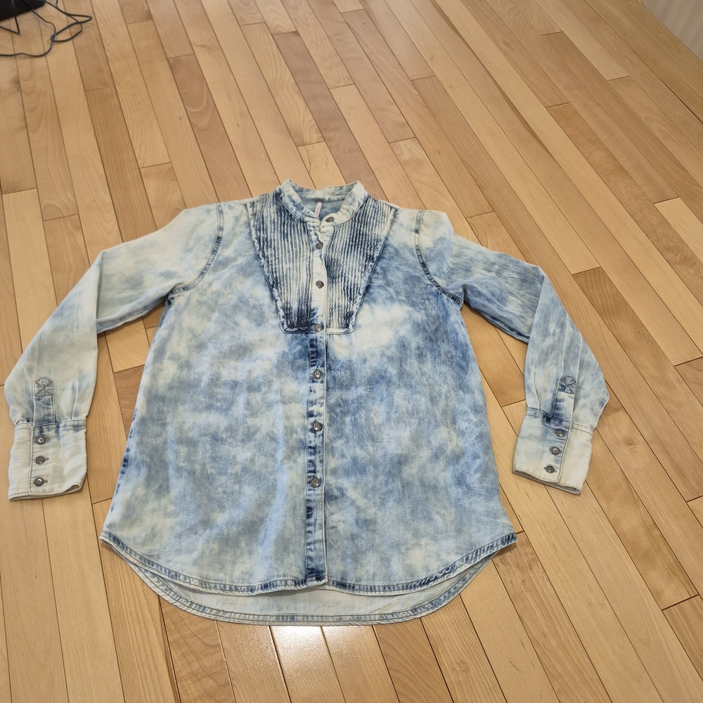 Free People Acid Washed Denim Button Down Shirt Ladies